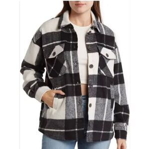 Thread & Supply black and white plaid flannel shacket size small